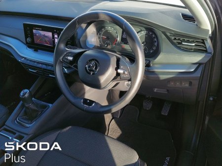 2023 Skoda Octavia AMBITION 2.0TDI 115HP €28,950 thumbnail