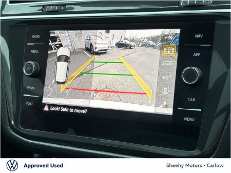 2024 Volkswagen Tiguan 2.0 TDI 150HP Elegance €41,950 thumbnail