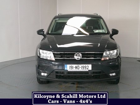 2019 Volkswagen Tiguan - view 2