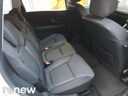 2020 Renault Grand Scenic 1.75 Blue dCi 120 EDC Iconic €21,995 thumbnail