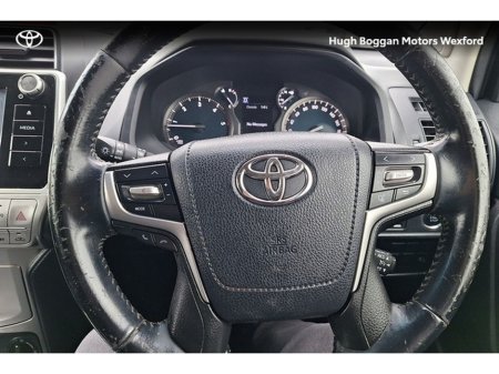 2019 Toyota Landcruiser - thumbnail 16