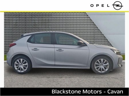 2024 Opel Corsa SC 1.2i (75PS) S/S 5 Speed €19,950