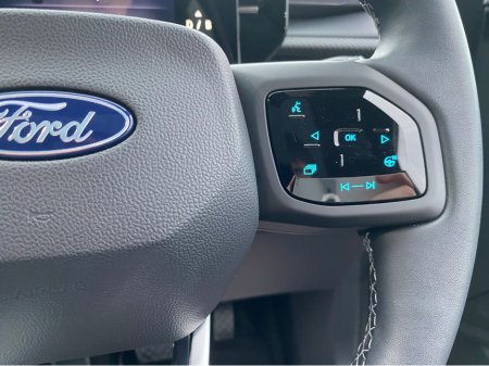 2025 Ford Explorer Extended Range Premium.. Driver assistance + Heat pump €43,500 thumbnail