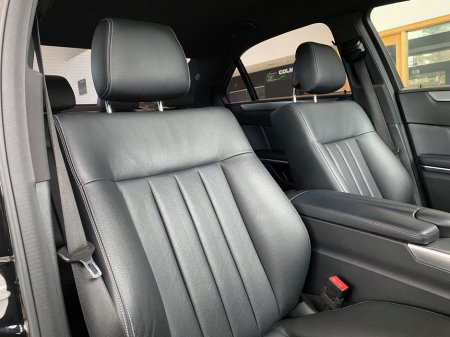 2016 Mercedes-Benz E Class E 200 BLUETEC CLASSIC A/T thumbnail