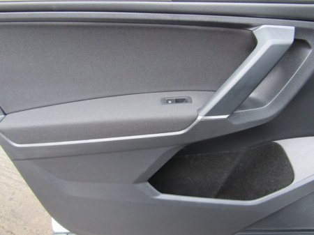 2020 Volkswagen Tiguan Allspace 2.0 TDI Match 150PS 5D Auto 4wd €33,950 thumbnail