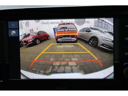 2023 Hyundai i10 i10 Deluxe Plus €17,950 thumbnail