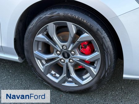 2025 Ford Focus St-line 1.0T 125Ps **Warranty January 2030** €29,950 thumbnail