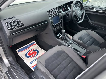 2017 Volkswagen Golf - thumbnail 24