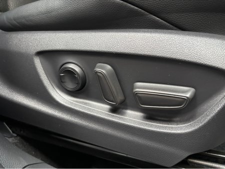 2024 Toyota Corolla Cross - thumbnail 9