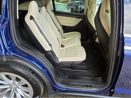 2019 Tesla Model X - thumbnail 5