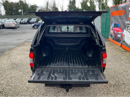 2010 Isuzu Rodeo - thumbnail 15