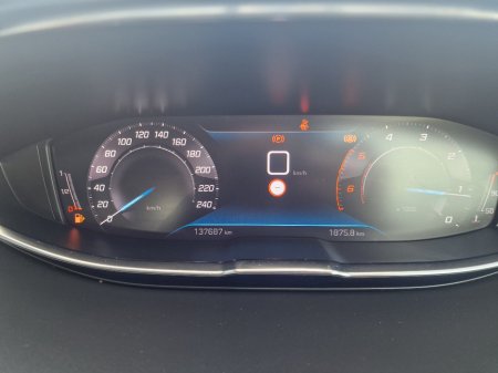 2021 Peugeot 3008 - thumbnail 11