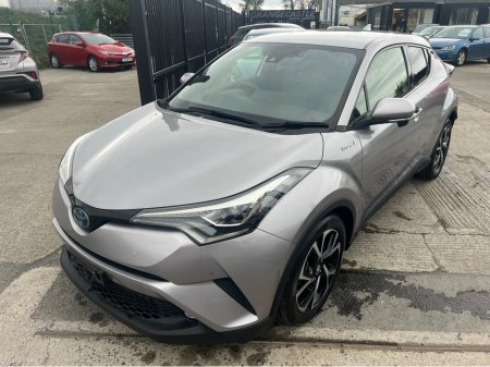 2018 Toyota C-HR - view 3