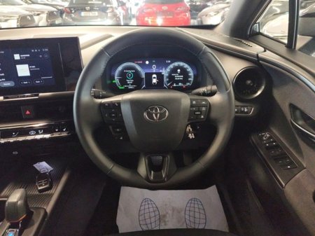 2024 Toyota C-HR - thumbnail 9