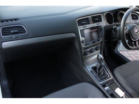 2016 Volkswagen Golf - thumbnail 20