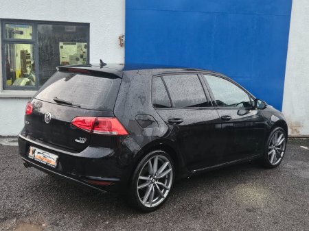 2017 Volkswagen Golf 1.6TDI 3DR 110HP Trendline €13,650 thumbnail