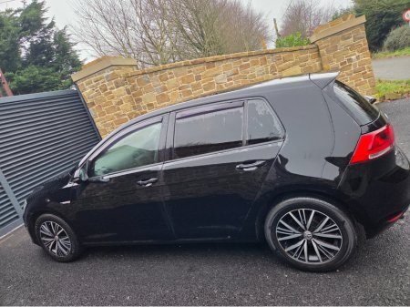 2015 Volkswagen Golf 1.6 TDI BLUEMOTION 110PS 5DR €6,500 thumbnail
