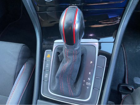 2016 Volkswagen Golf GOLF GTI CLUBSPORT TRACK EDITION 2016 (162) €24,995 thumbnail