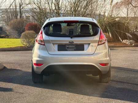 2017 Ford Fiesta - thumbnail 6