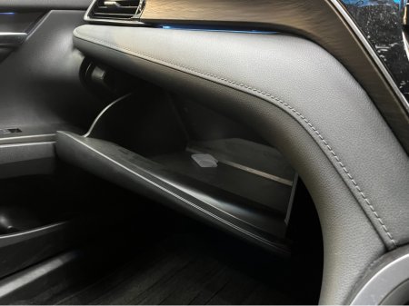 2021 Toyota Camry €27950 2021 TOYOTA CAMRY G 2.5 AUTOMATIC / CRUISE CONTROL / REVERSE CAMERA / ELECTRIC SEATS €27,950 thumbnail