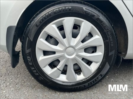 2022 Ford Fiesta - thumbnail 9