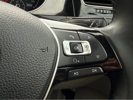 2015 Volkswagen Golf - thumbnail 21