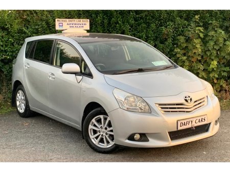 2011 Toyota Verso 2.0 D-4D TR 5DR €4,450