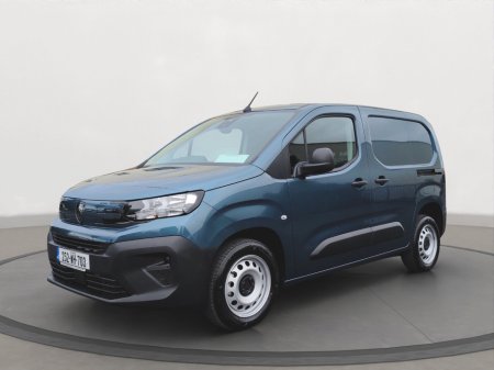 2025 Peugeot Partner 
