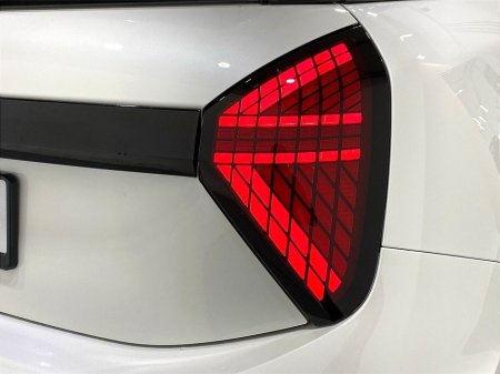 2025 MINI Hatch Cooper E €30,950 thumbnail