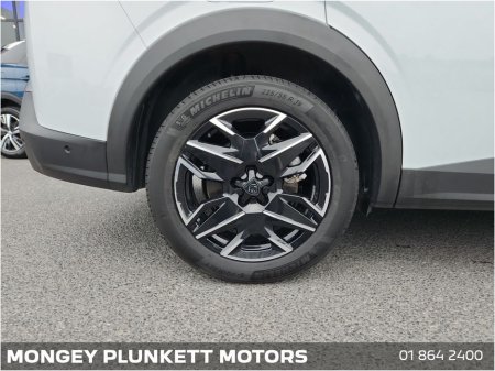 2025 Peugeot 5008 - thumbnail 10