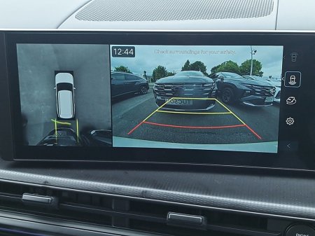 2024 Hyundai Santa Fe Calligraphy 4 wheel drive Plug in Hybrid €59,950 thumbnail