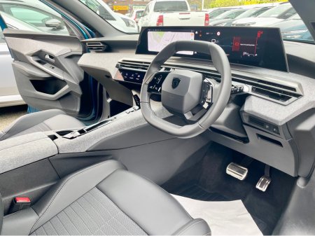 2025 Peugeot 5008 - thumbnail 15