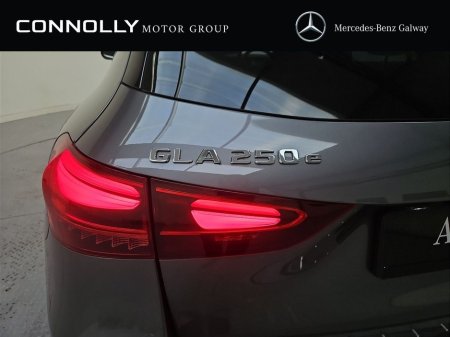 2024 Mercedes-Benz GLA Class Gla 250 Amg Line €51,845 thumbnail
