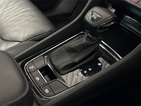 2018 Skoda Kodiaq STYLE 2.0 TDI 150HP DSG**7 SEATER**PANORAMIC SUNROOF**BLACK LEATHER INTERIOR**TOUCH SCREEN MEDIA DISPLAY**REVERSE CAMERA**PARKING SENSORS**DUAL CLIMATE CONTROL**APPLE CARPLAY** €23,995 thumbnail