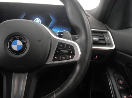 2024 BMW 3 Series - thumbnail 17