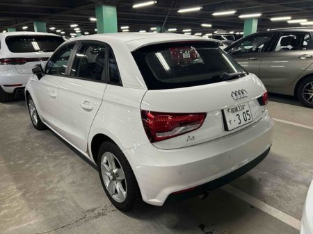 2015 Audi A1 - thumbnail 2