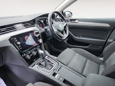 2020 Volkswagen Passat 1.6 TDI 120HP Business DSG €18,900 thumbnail