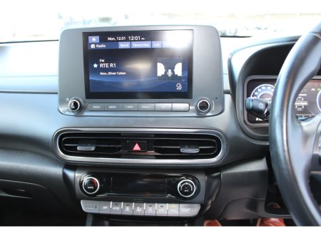 2023 Hyundai Kona 1.6 HYBRID Executive Two Tone Roof Auto €27,950 thumbnail