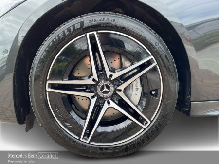 2025 Mercedes-Benz C Class - thumbnail 5