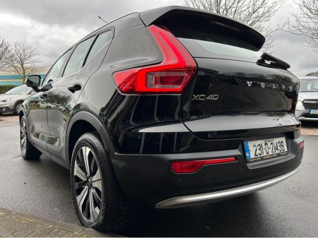 2023 Volvo XC40 - thumbnail 12