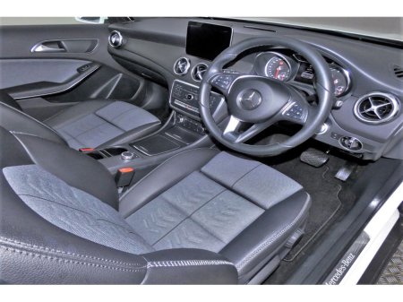 2017 Mercedes-Benz GLA Class GLA 180 *HALF LEATHER*REVERSE CAM*PARK SENSORS* €20,490 thumbnail