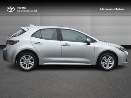 2022 Toyota Corolla END OF YEAR CLEARANCE SALE! LUNA H/B 4DR AUTO HYBRID €24,500