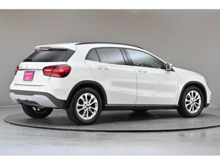 2017 Mercedes-Benz GLA Class GLA 180 *HALF LEATHER*REVERSE CAM*PARK SENSORS* €20,490 thumbnail