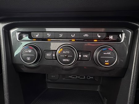 2019 Volkswagen Tiguan - thumbnail 26