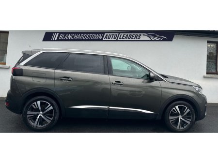 2019 Peugeot 5008 - thumbnail 9