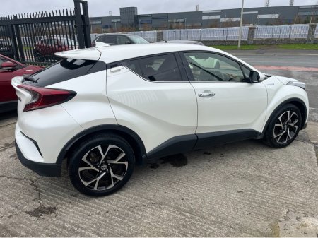 2019 Toyota C-HR - thumbnail 6