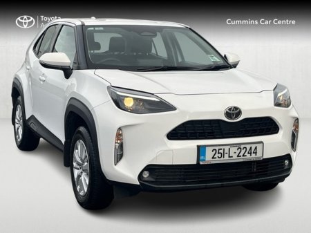 2025 Toyota Yaris Cross Luna €29,950 thumbnail