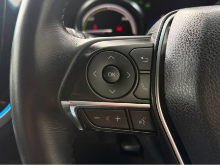 2018 Toyota Camry - thumbnail 15