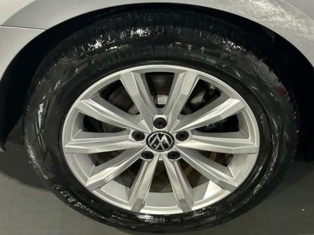 2021 Volkswagen Passat BUSINESS 2.0 TDI MANUAL 6SPEED FWD 150 4DR €19,950 thumbnail