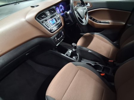 2015 Hyundai i20 - thumbnail 7